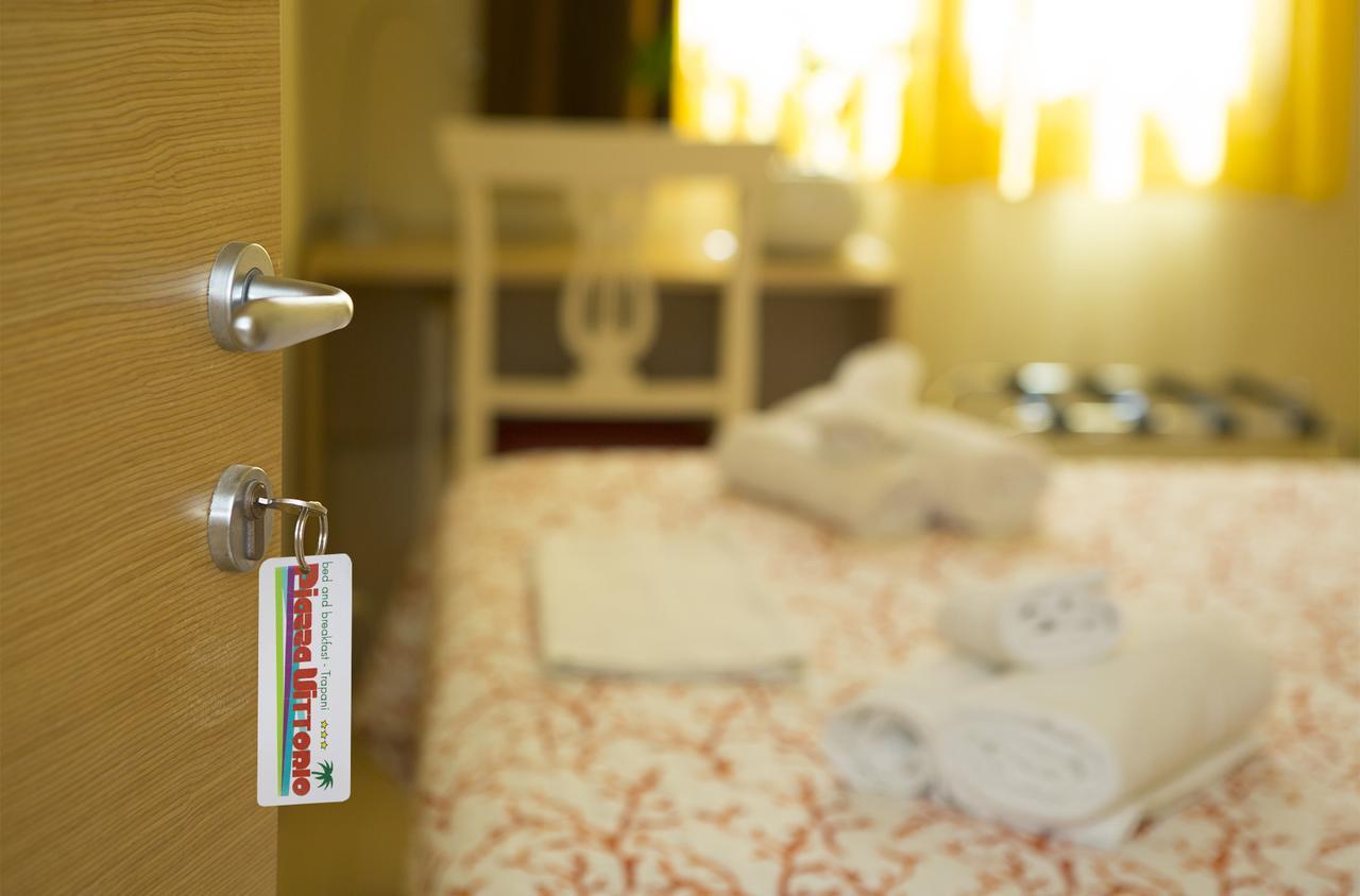 B&B Piazza Vittorio Трапани Екстериор снимка