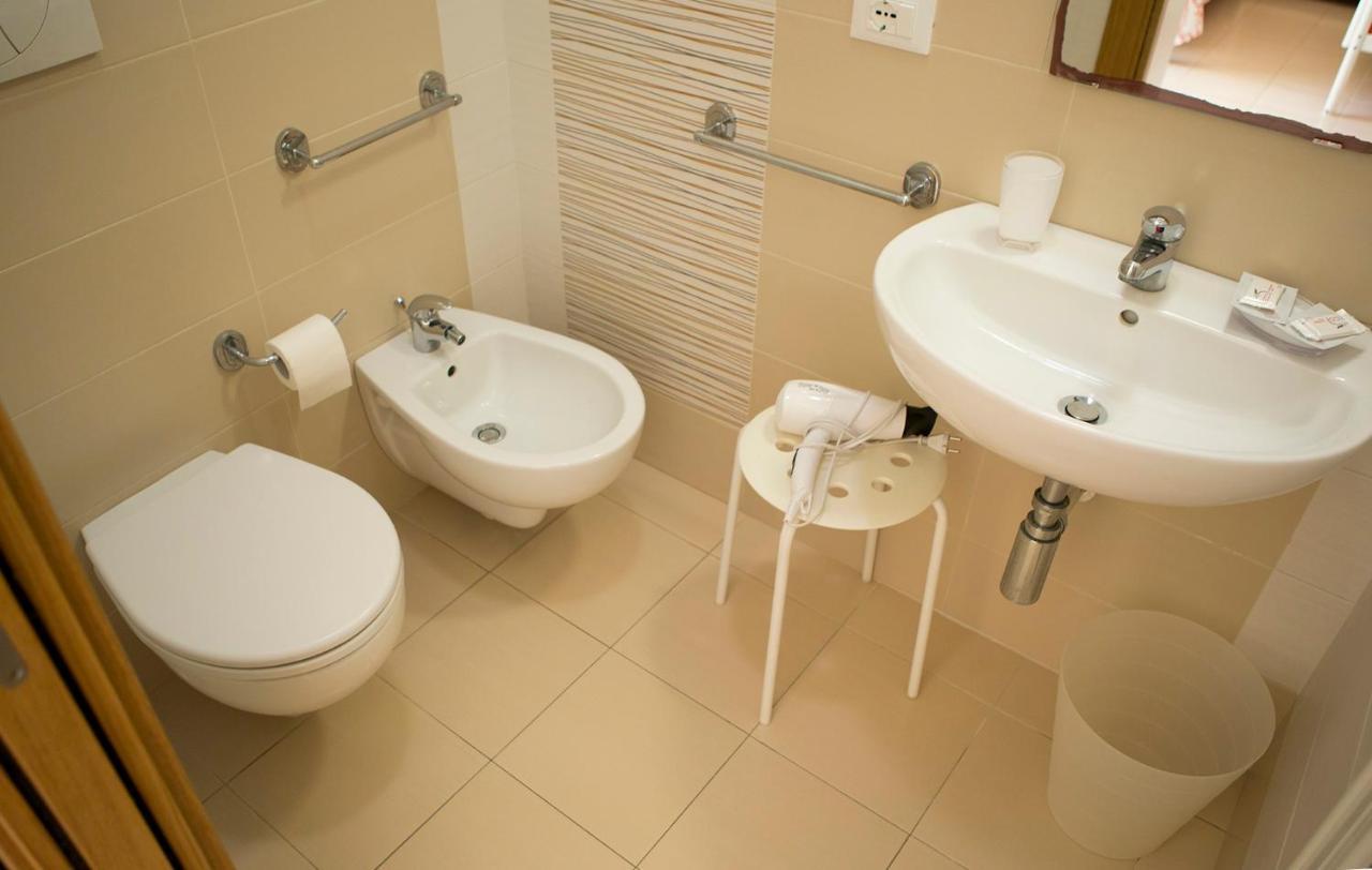 B&B Piazza Vittorio Трапани Екстериор снимка